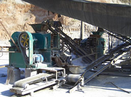 山東某脫硫石膏壓球機生產(chǎn)線